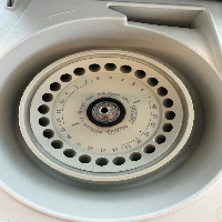 Thermo Sorvall Legend Micro 21 Centrifuge image 1